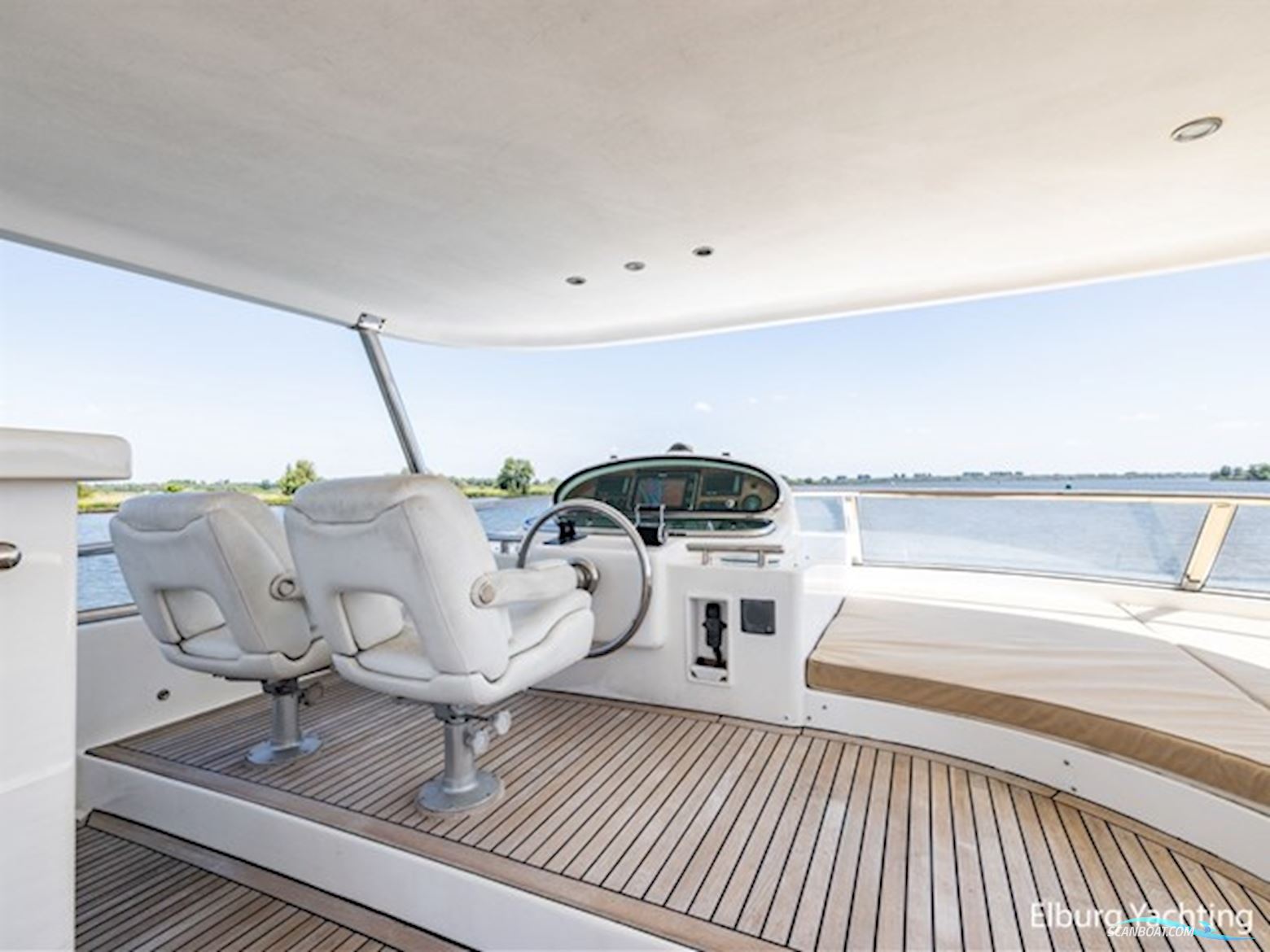 Yaretti 25.20 - Superior