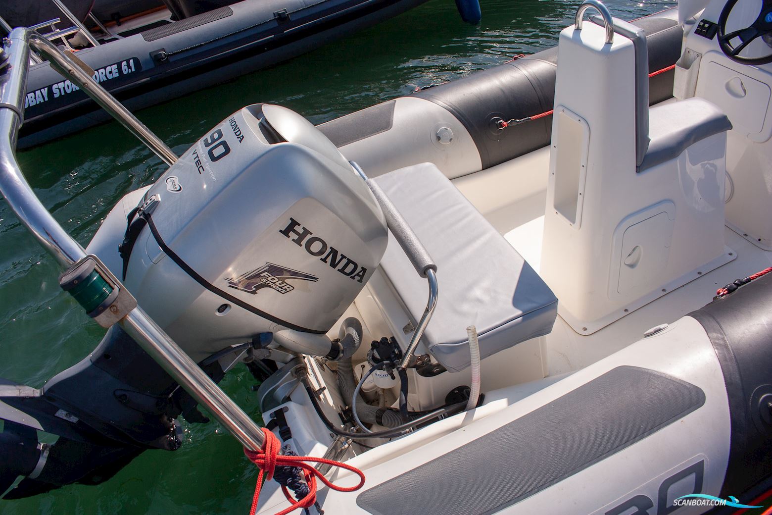 Zodiac Pro 12 Man