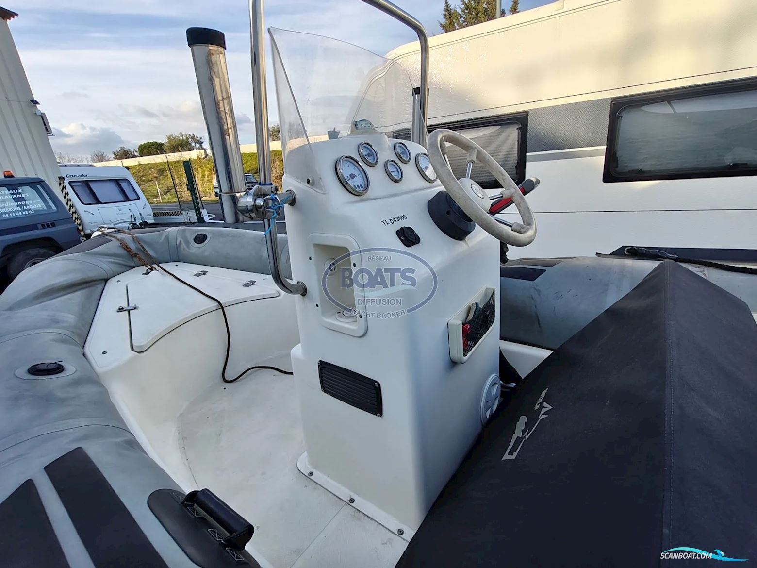 Zodiac Proman 9