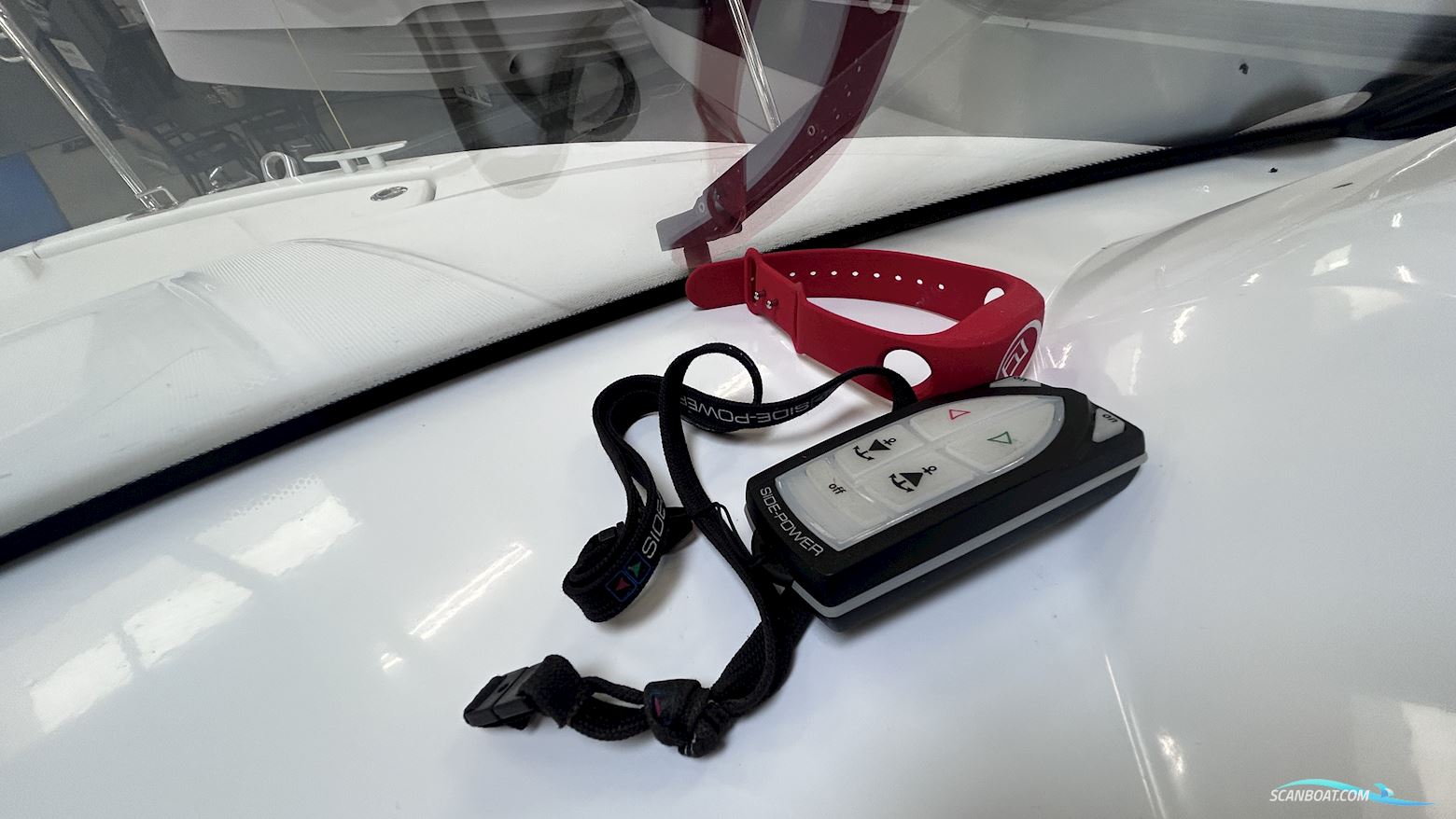  Jaenneau 605 Merry Fischer