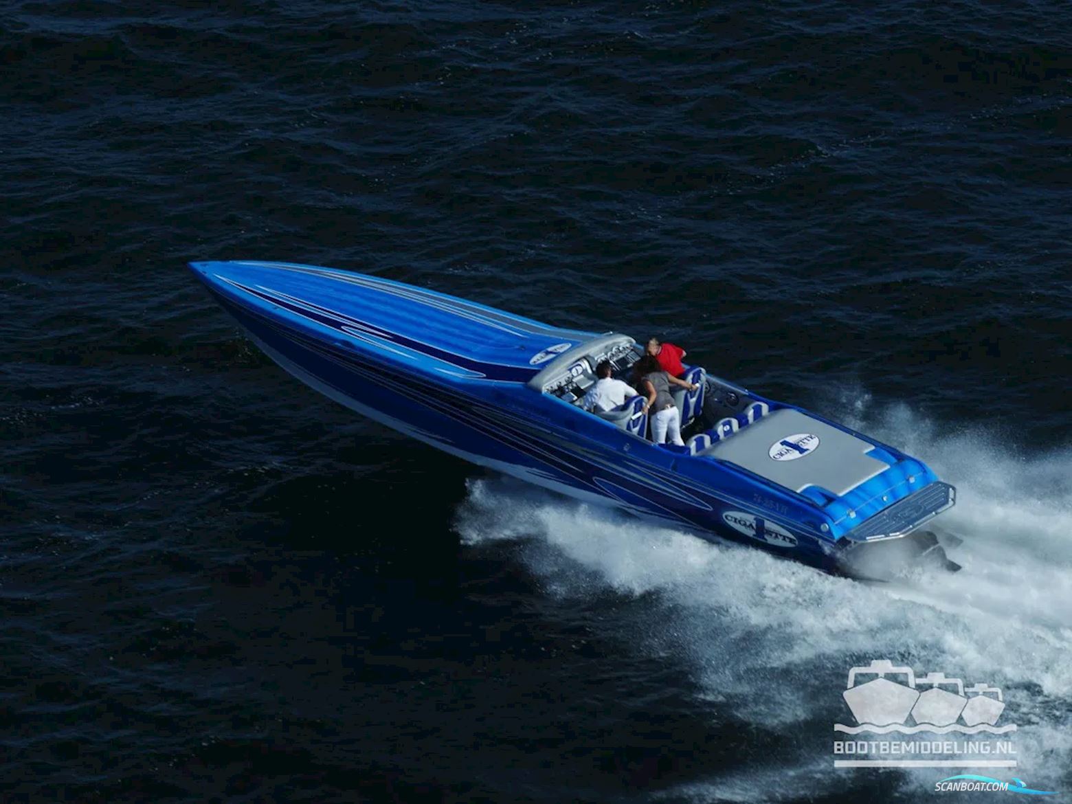 . Motorboot 2008, mit Mercury Racing motor, Niederlande