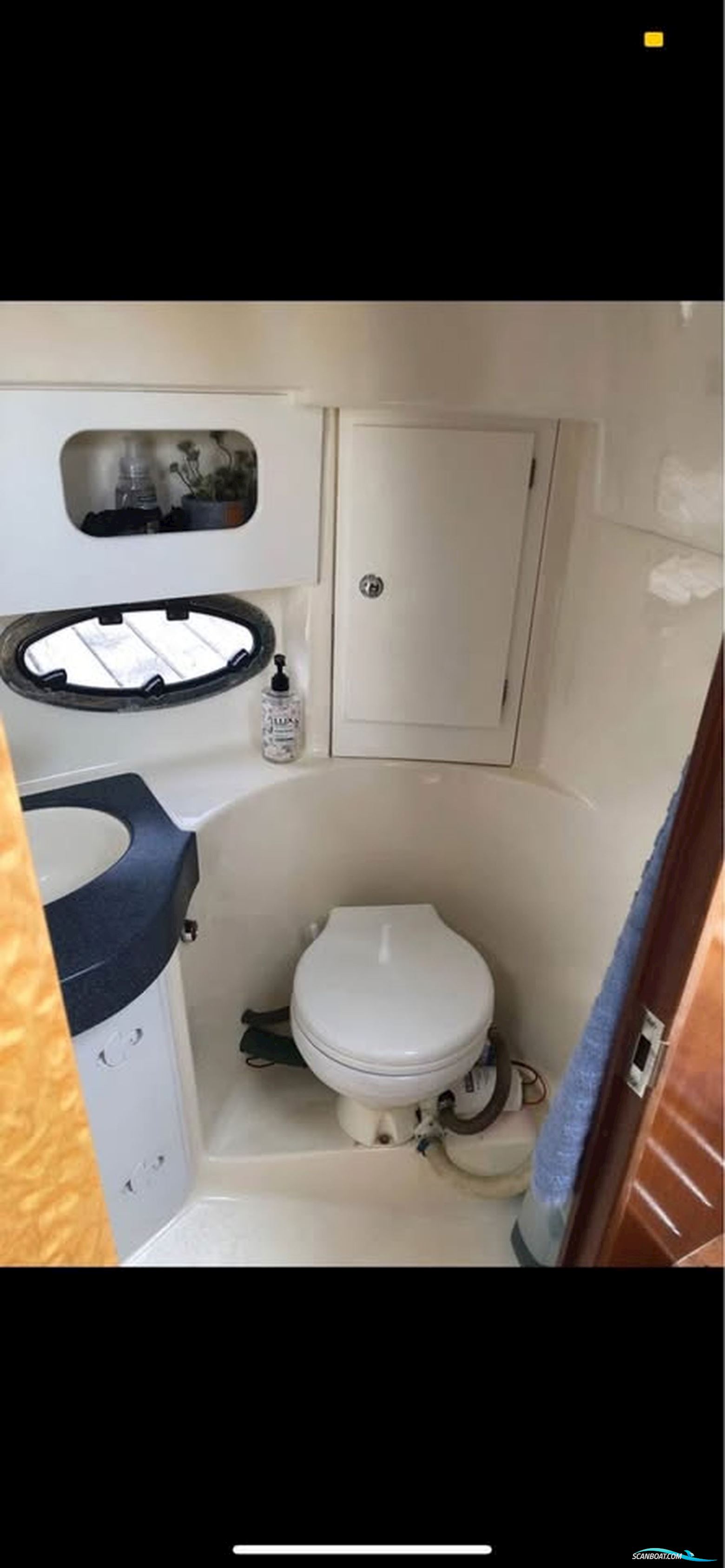 2001 Bavaria Sport 270 - fin weekendcruiser med kun 1000 motortimer