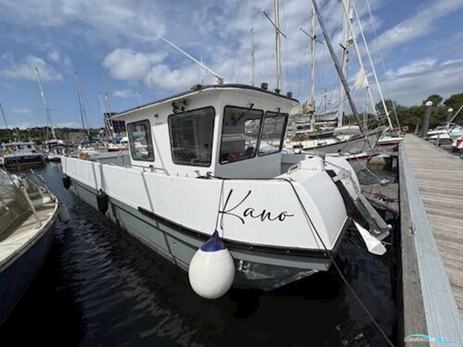 9.5 Catamaran Motorboot 2008, mit Suzuki DF175 motor, England