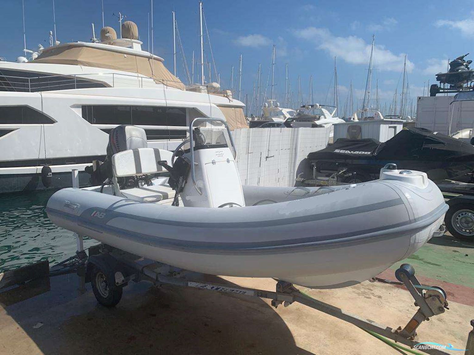 AB Inflatables 11ALX Motorboot 2015, mit Mariner  motor, Spanien