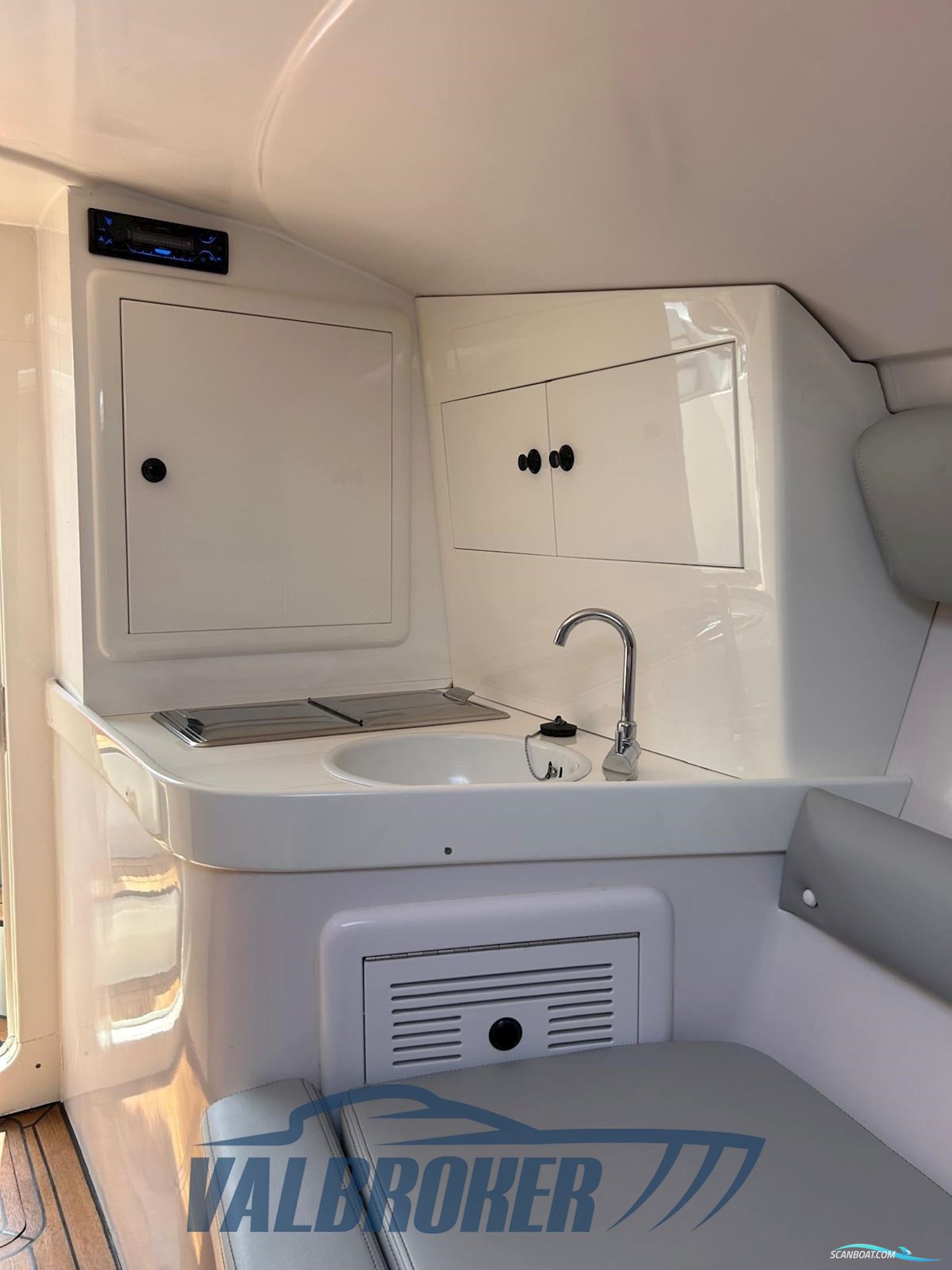 Abbate Tullio Superiority 32