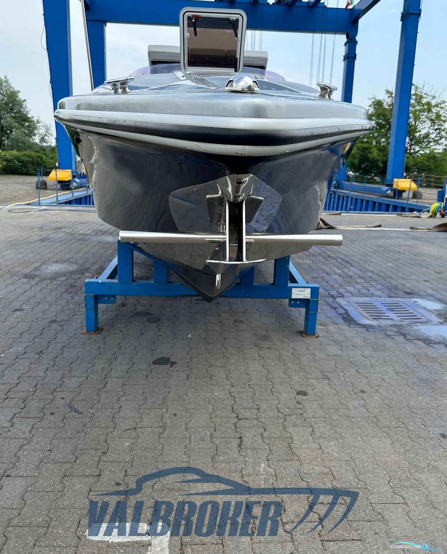 Abbate Tullio Superiority 32