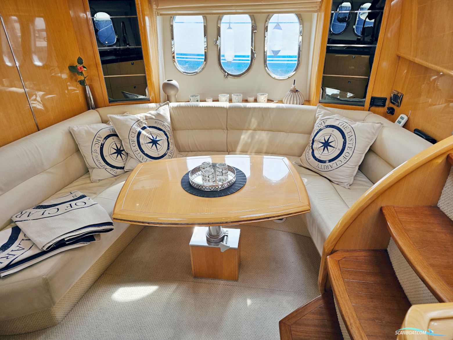 Absolute 47 HT Volvo Penta IPS-600