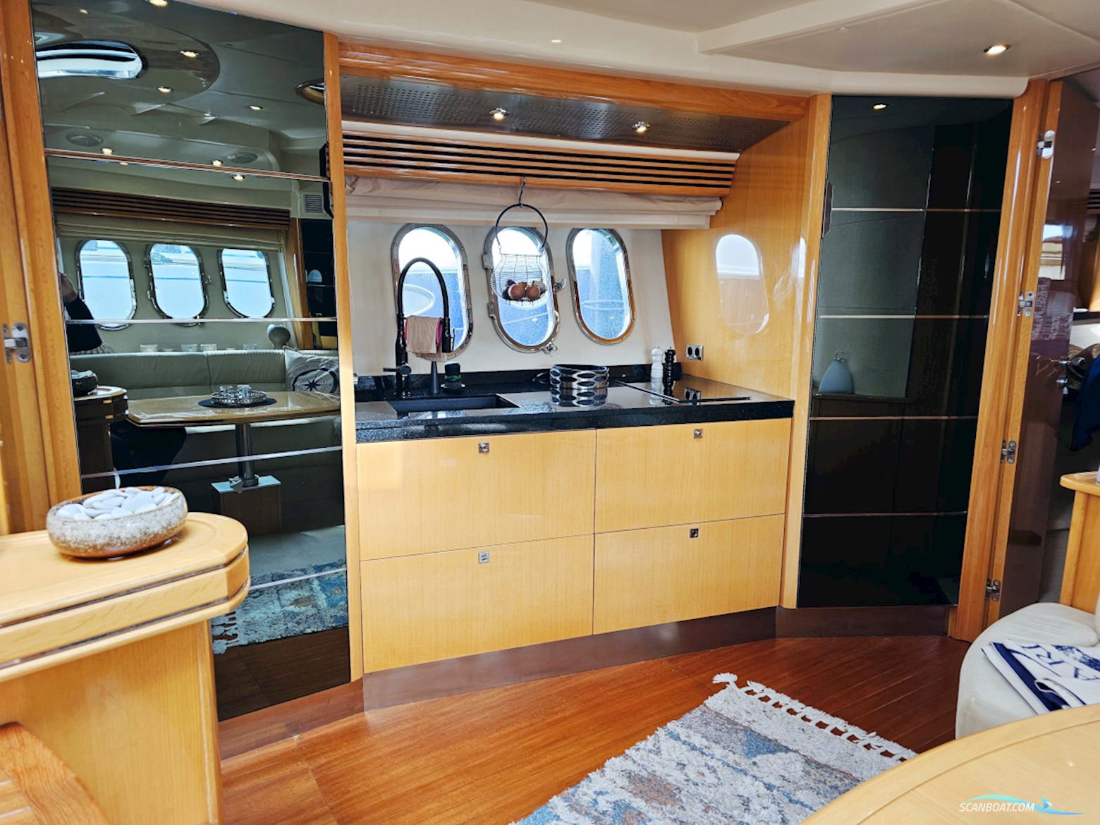 Absolute 47 HT Volvo Penta IPS-600