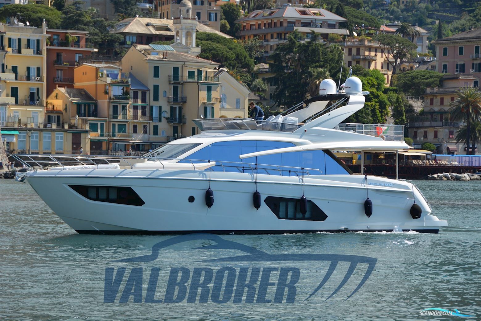Absolute 60 FLY Motorboot 2016, mit Volvo Penta D11 IPS950 motor, Italien