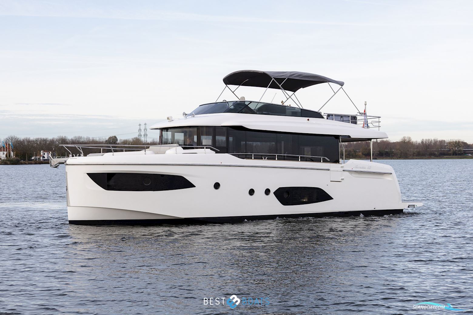 Absolute Navetta 52