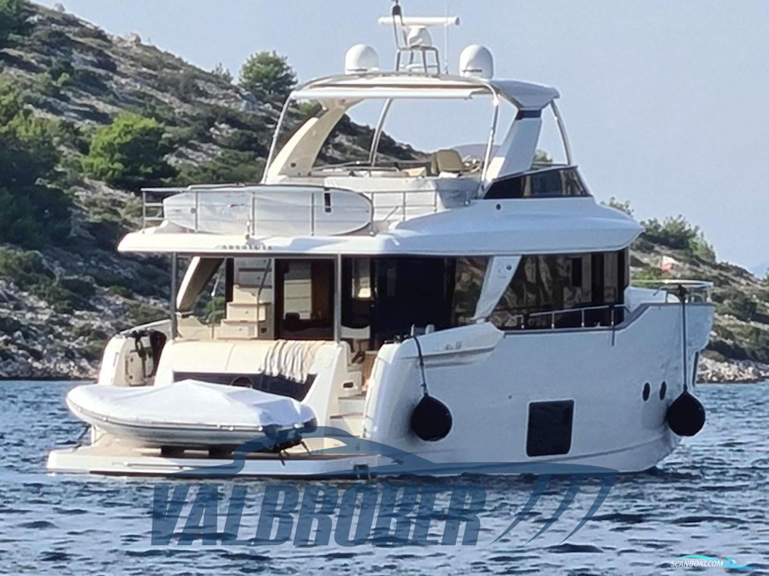 Absolute Navetta 58 Motorboot 2016, mit Volvo Penta D11 IPS 800 motor, Kroatien