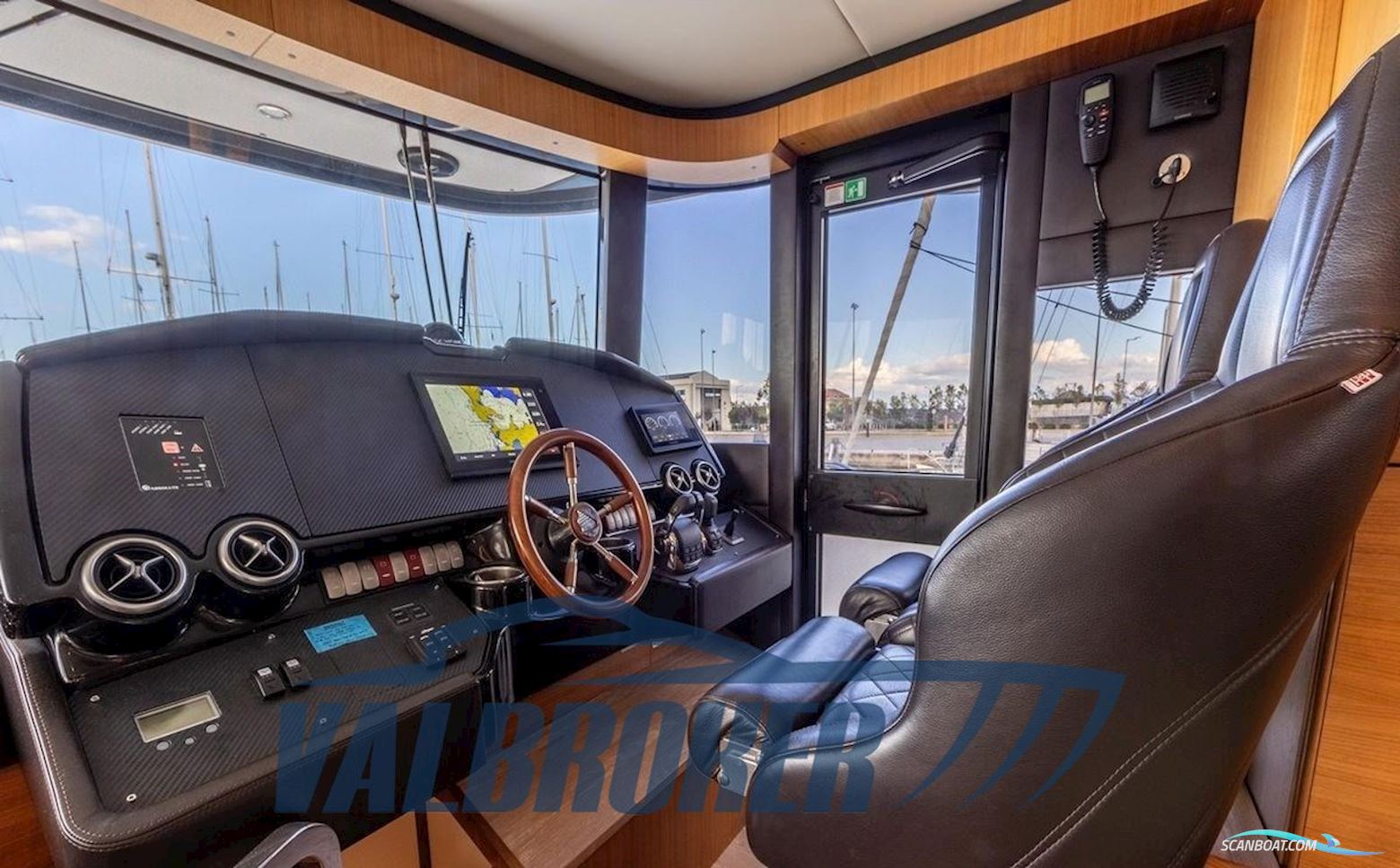 Absolute Navetta 58
