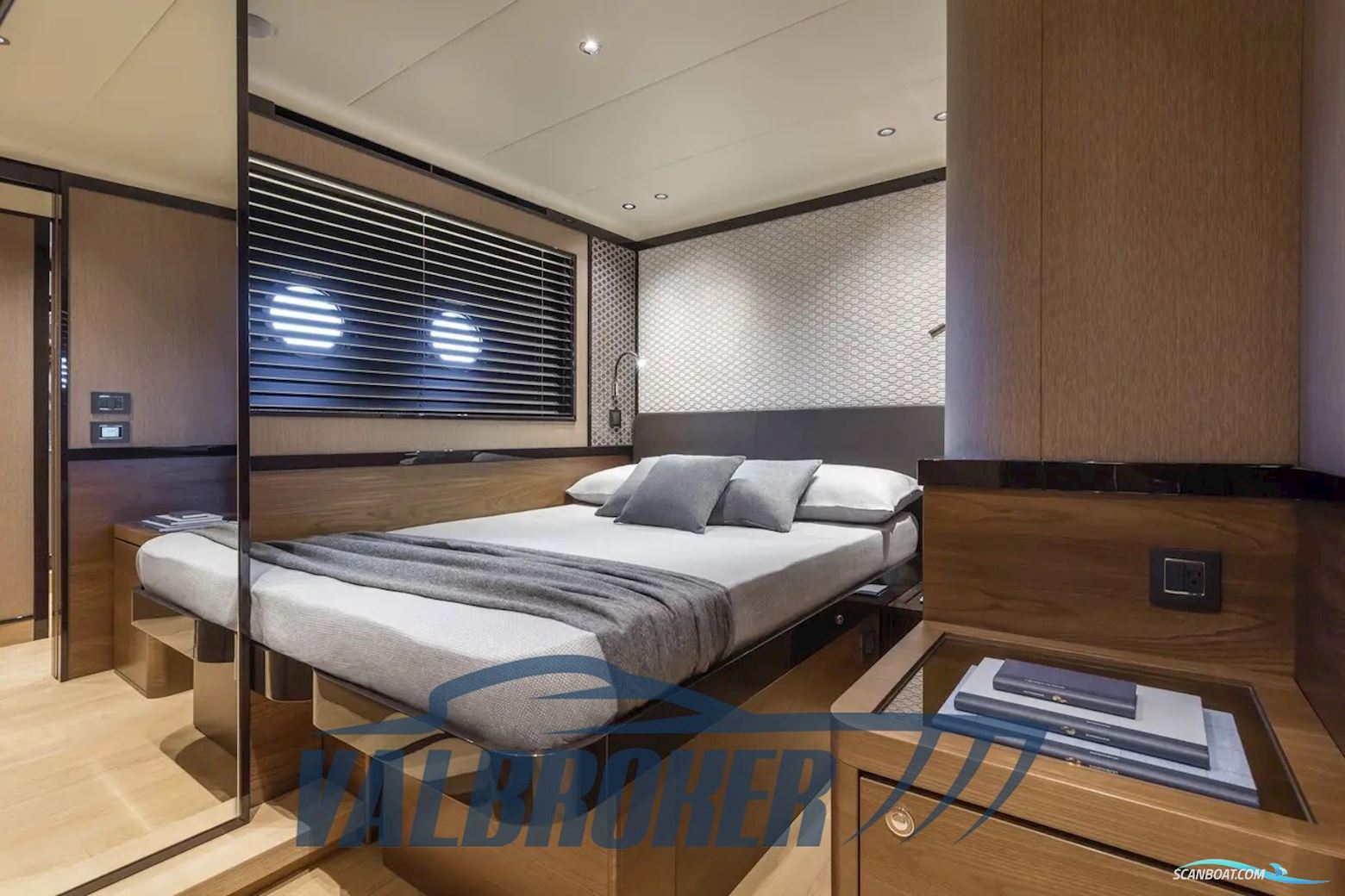 Absolute Navetta 68
