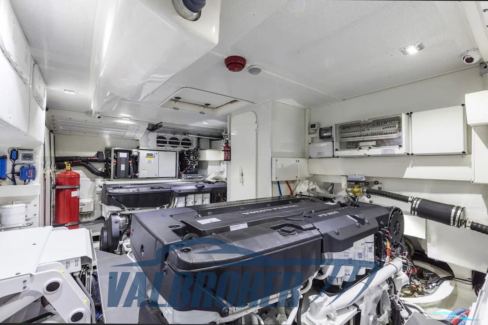 Absolute Navetta 68