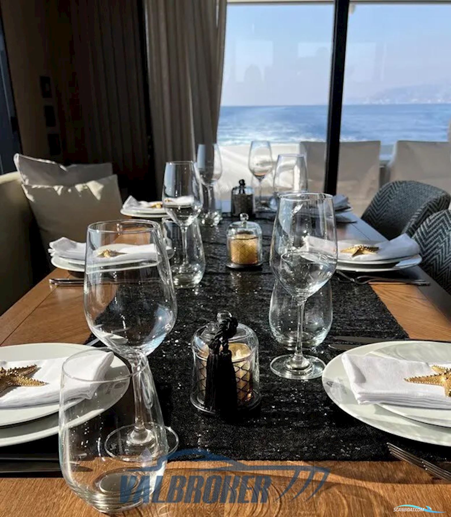 Absolute Navetta 68
