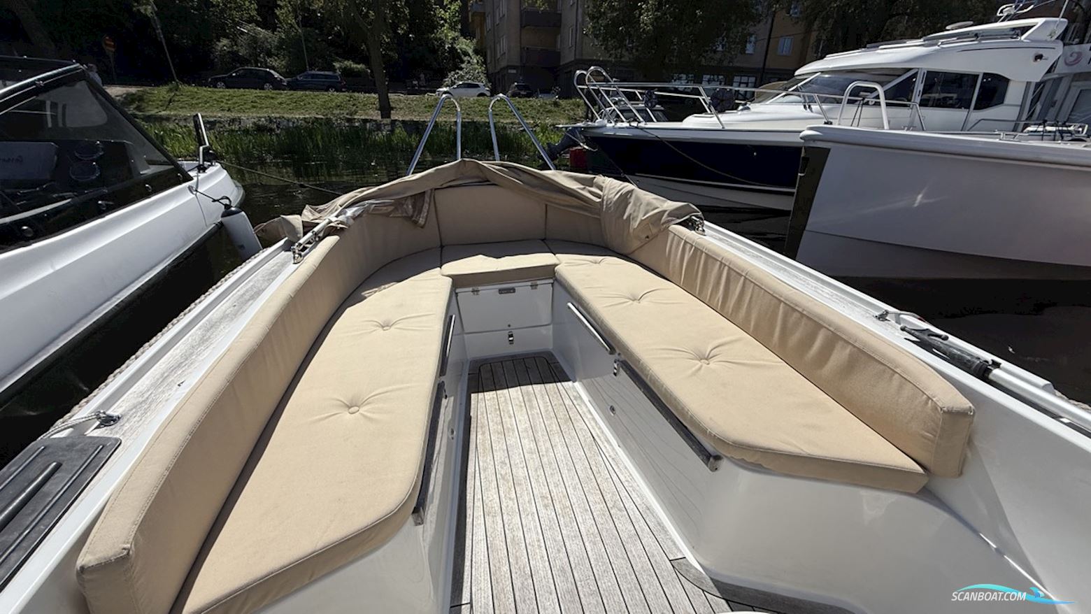 ADMIRAL 560