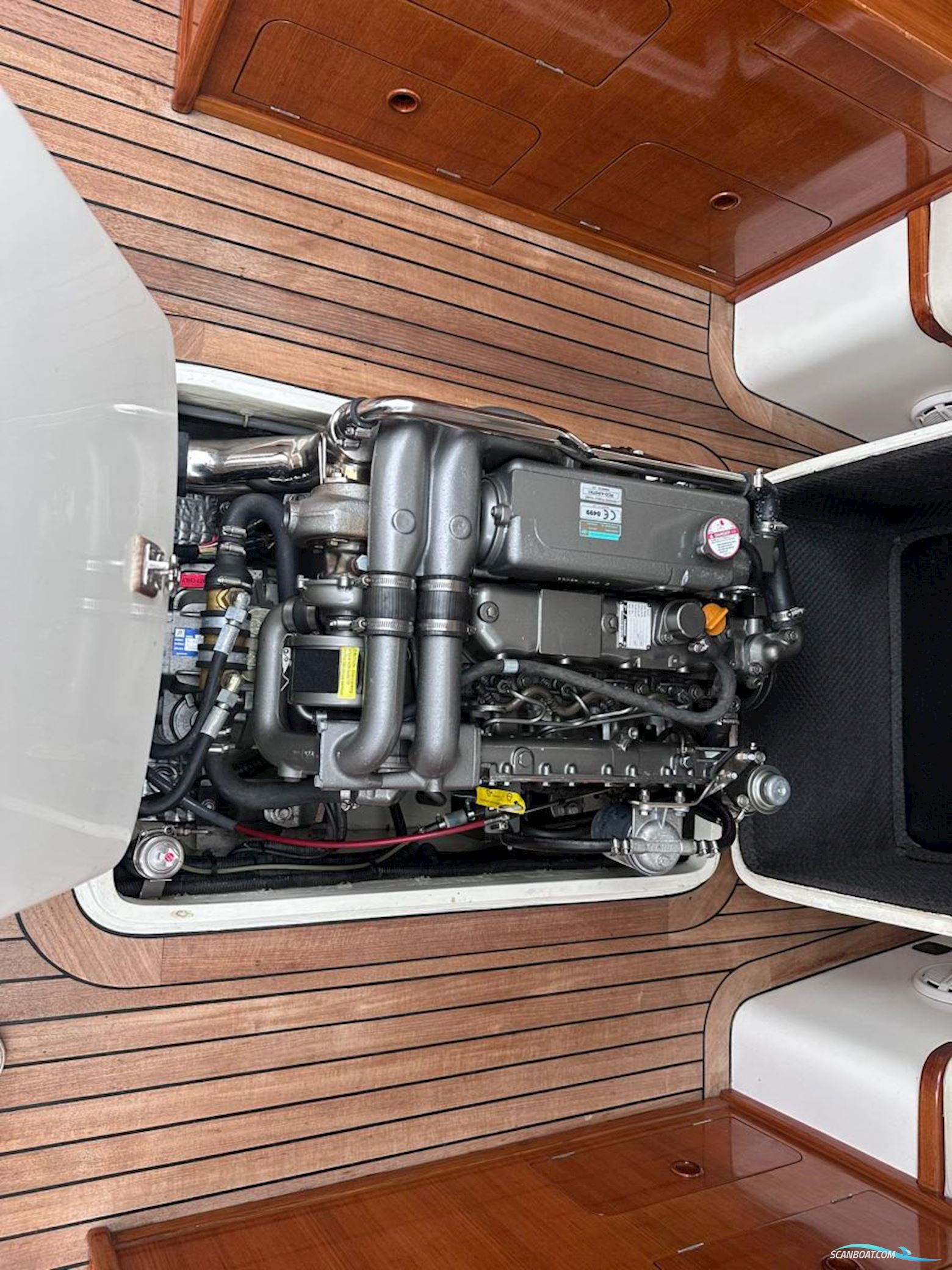 Admirals Tender  31 Fineliner by Van der Stadt