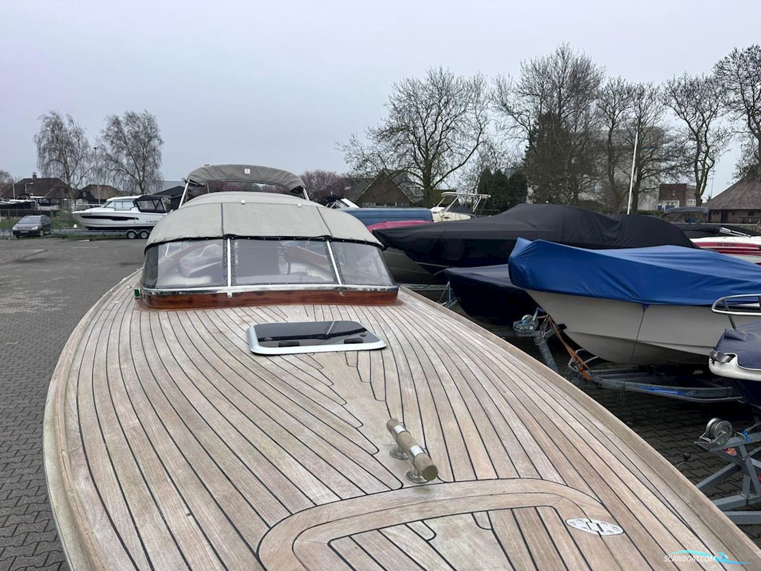 Admirals Tender  31 Fineliner by Van der Stadt