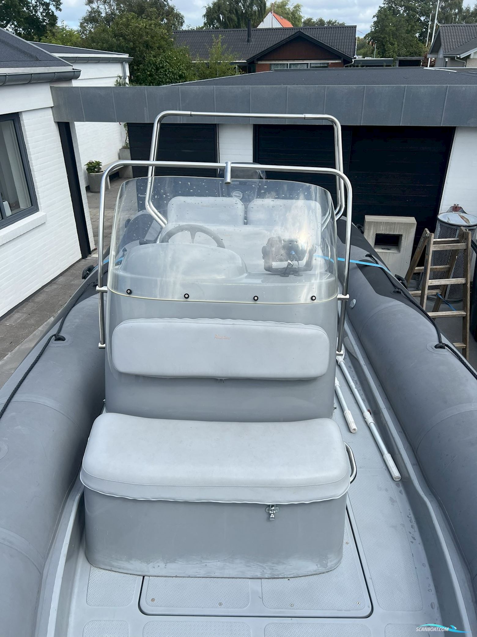 Adventure V-650 inkl. trailer