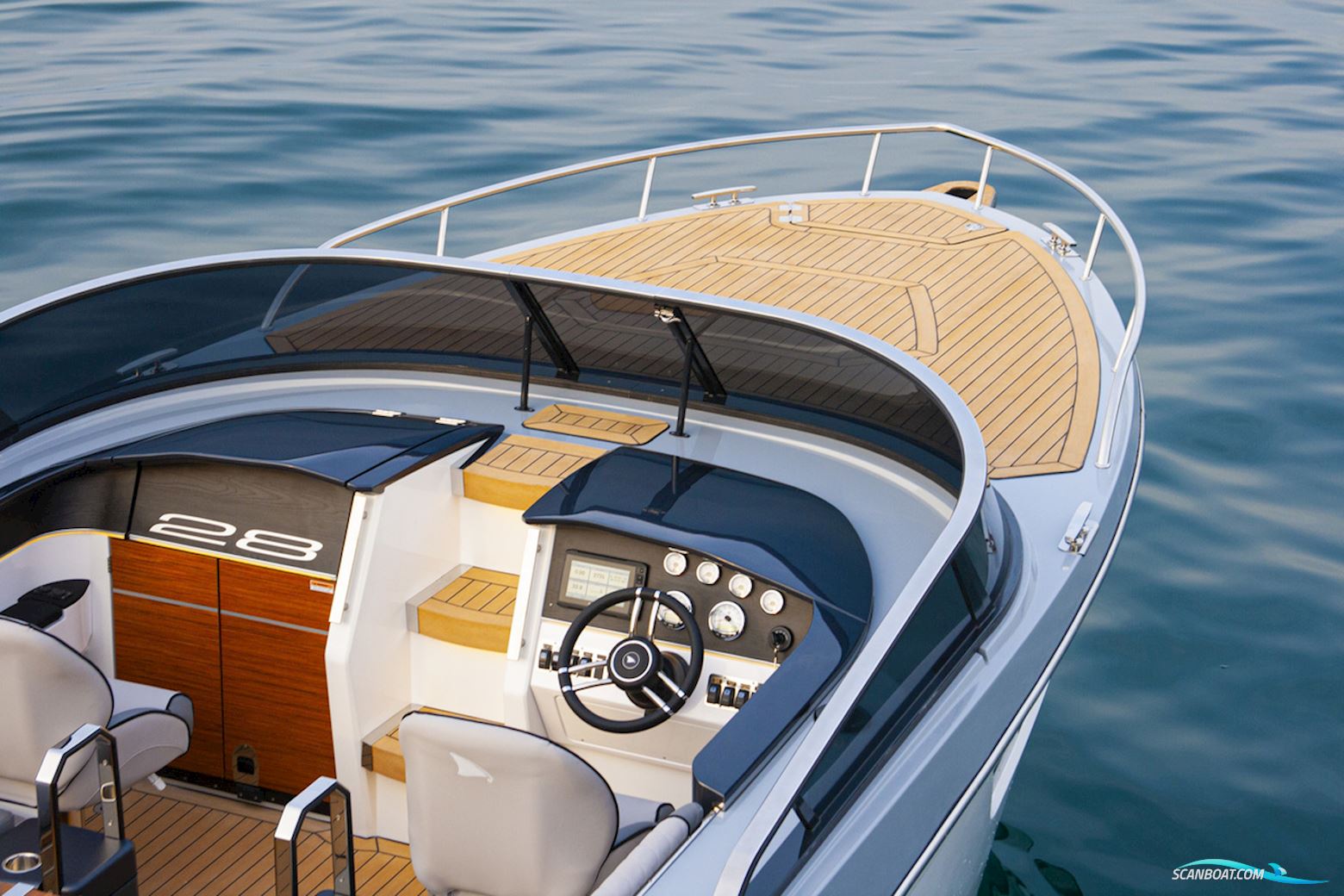 Alfastreet Marine 28 Cabin