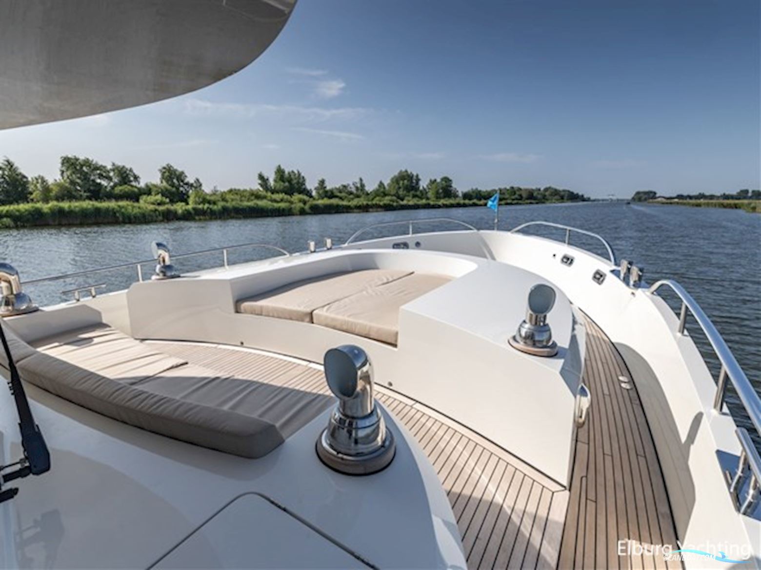 Alm Grand Voyager 65 