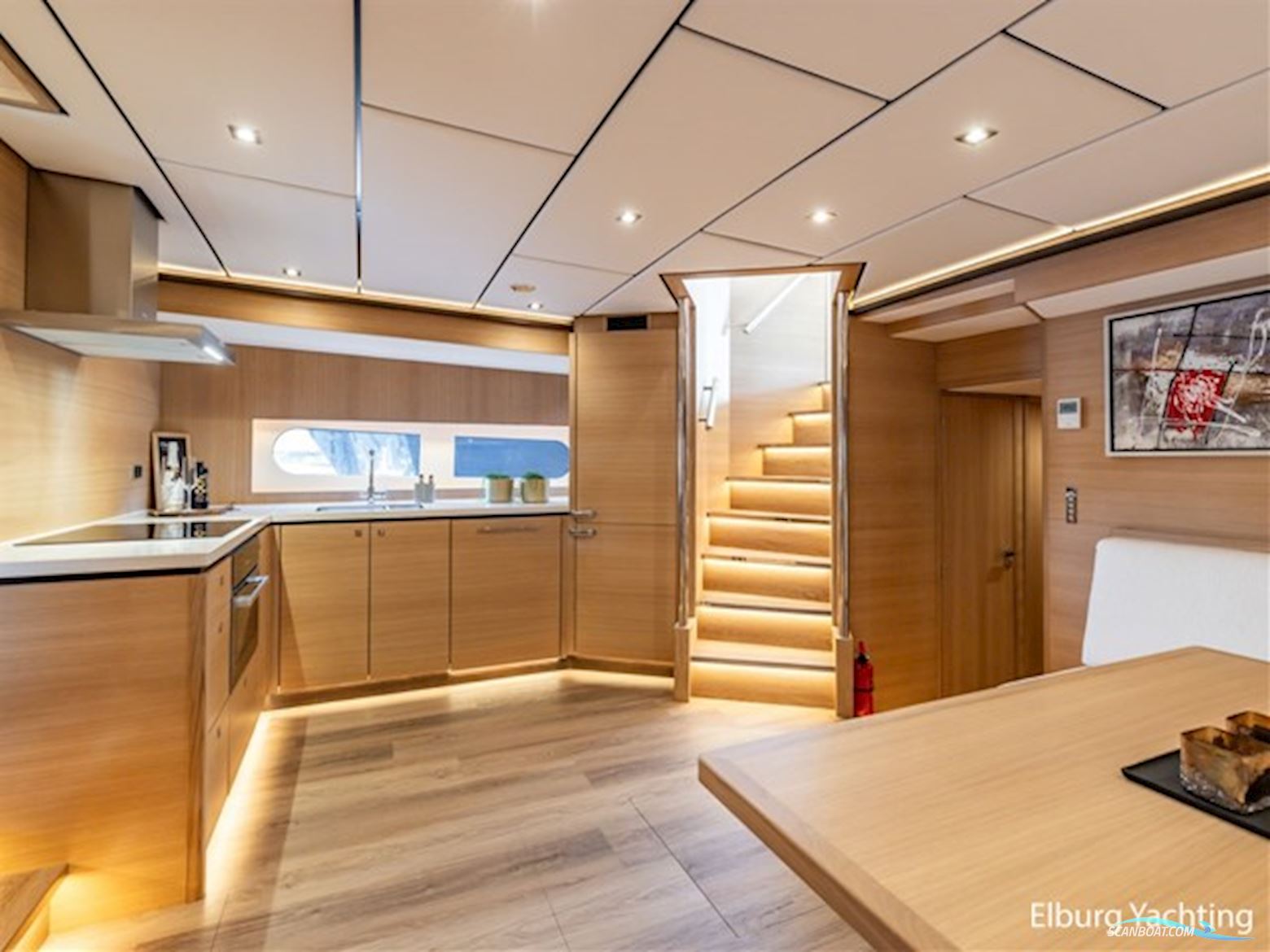 Alm Grand Voyager 65