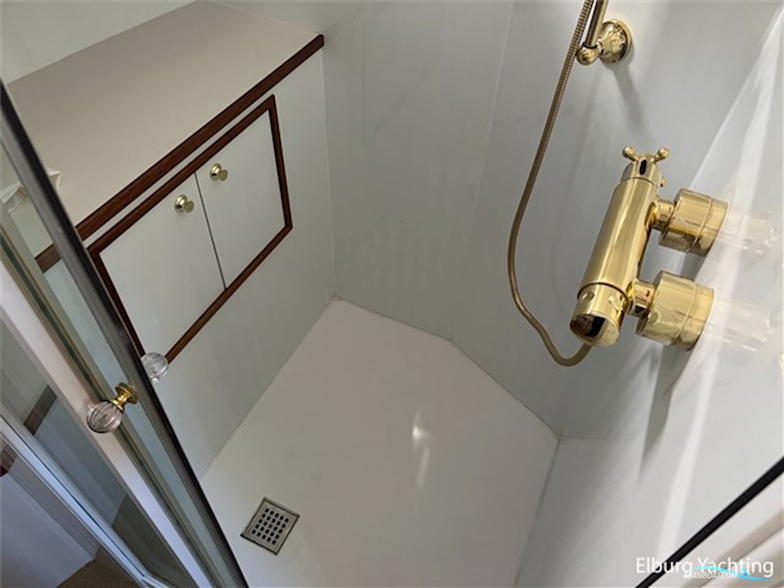 Alm Trawler - 13.20 AD 