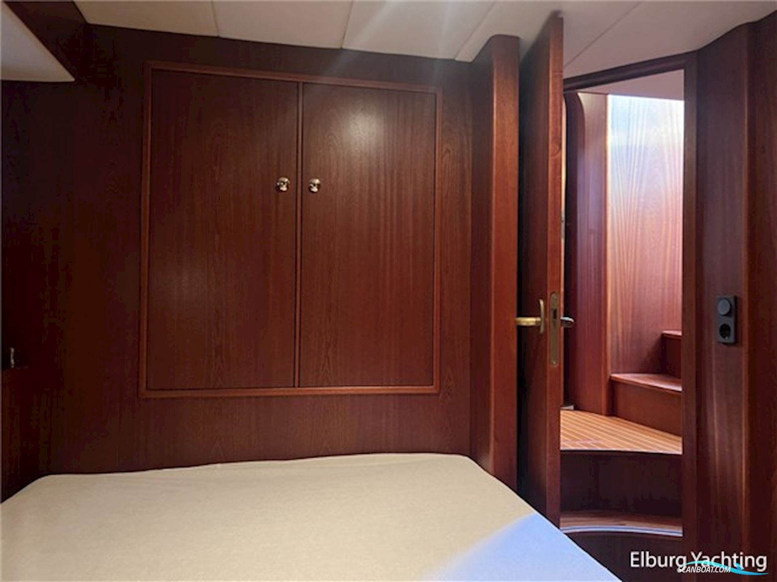 Alm Trawler - 13.20 AD