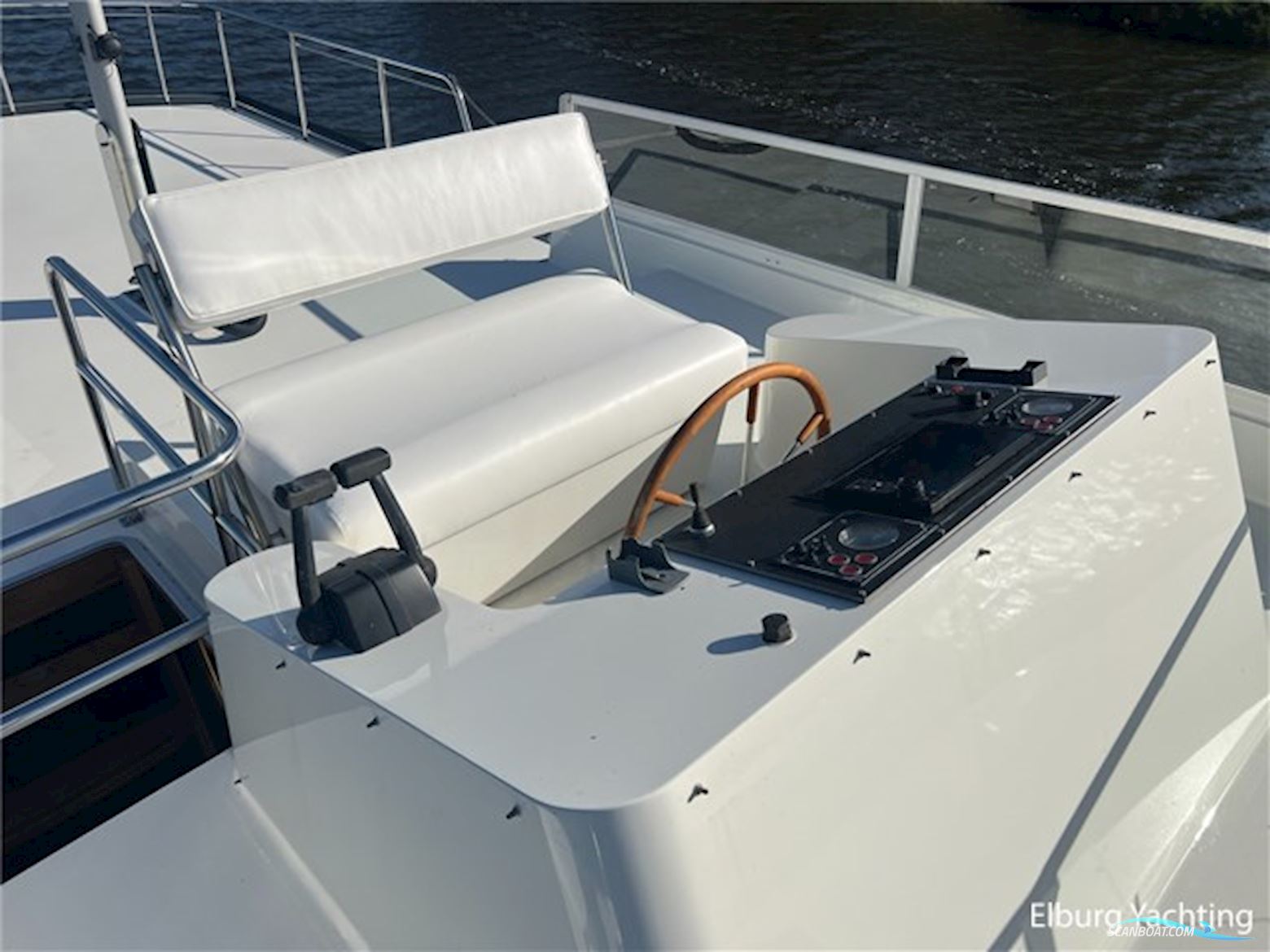 Alm Trawler - 13.20 AD