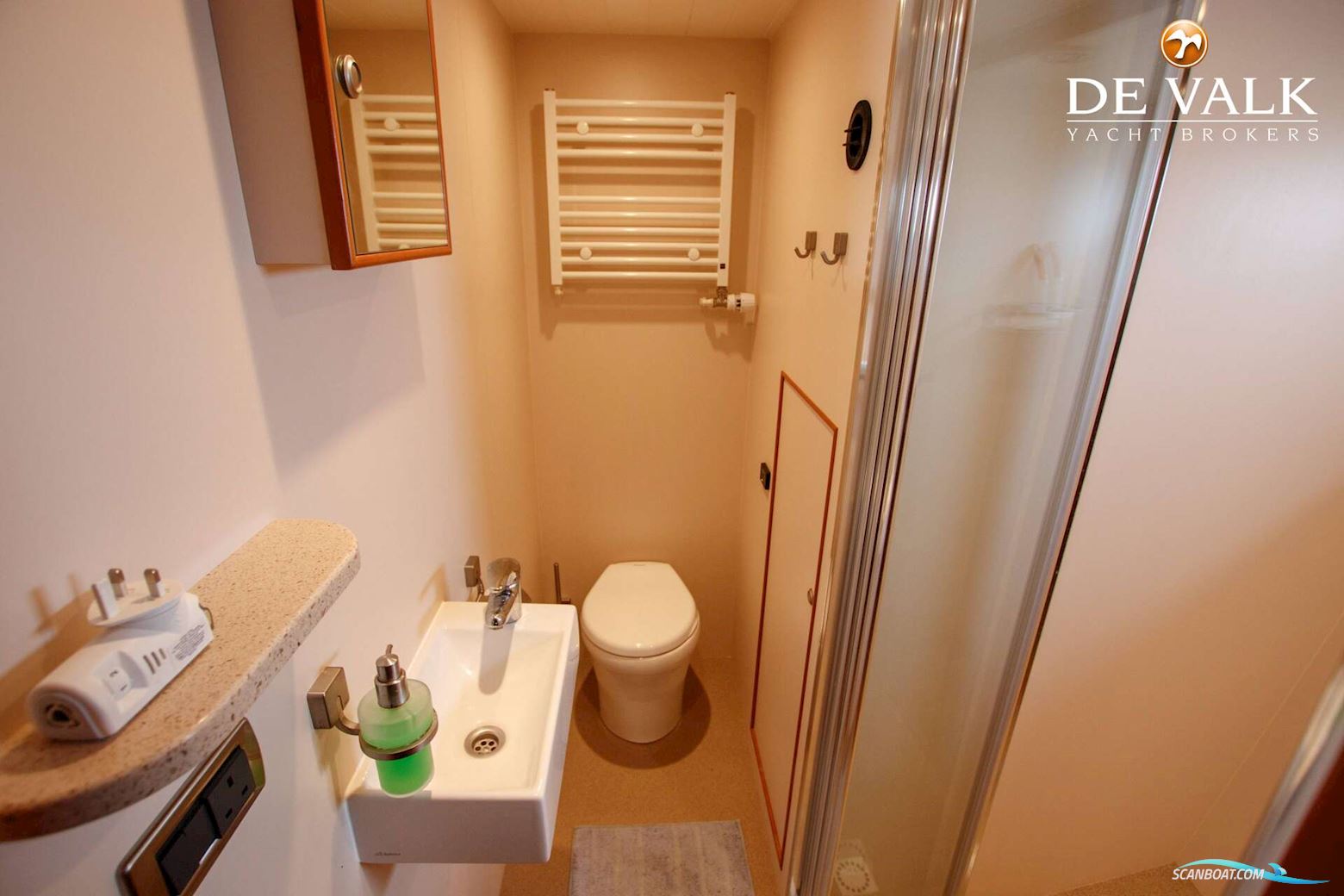 Almtrawler Delfino 65