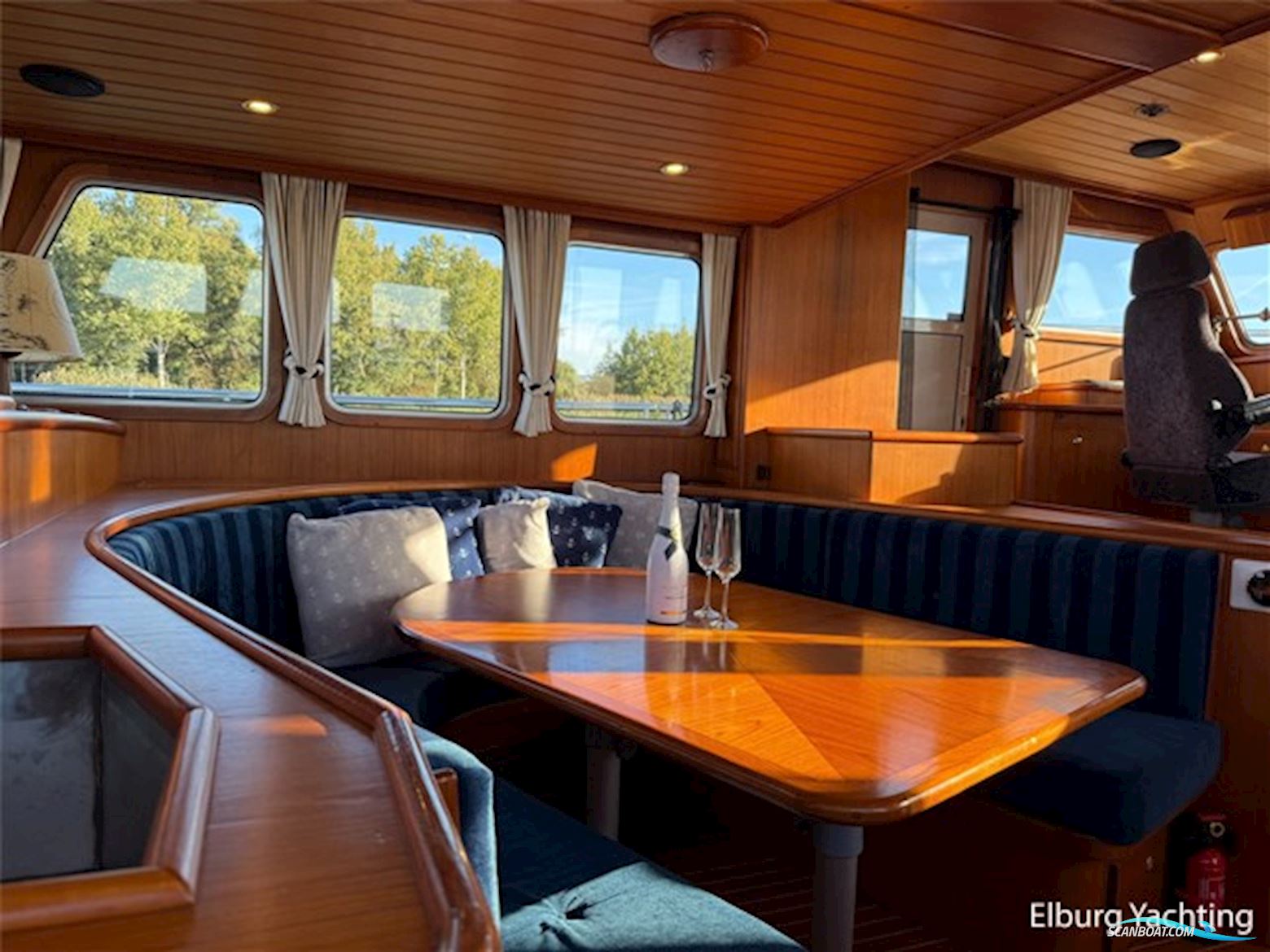 Altena 45 Blue Water Trawler - Stabilizers