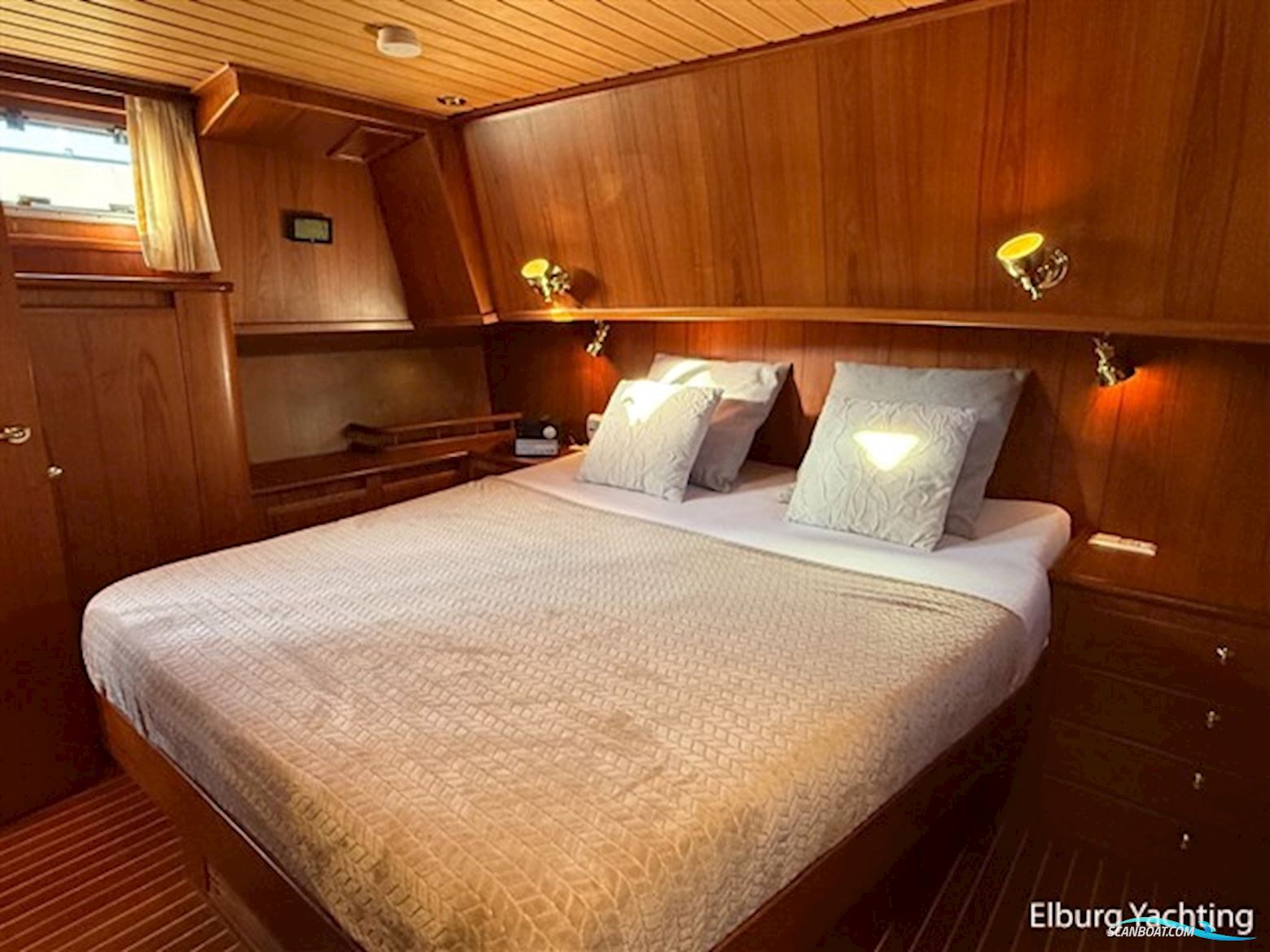 Altena 45 Blue Water Trawler - Stabilizers