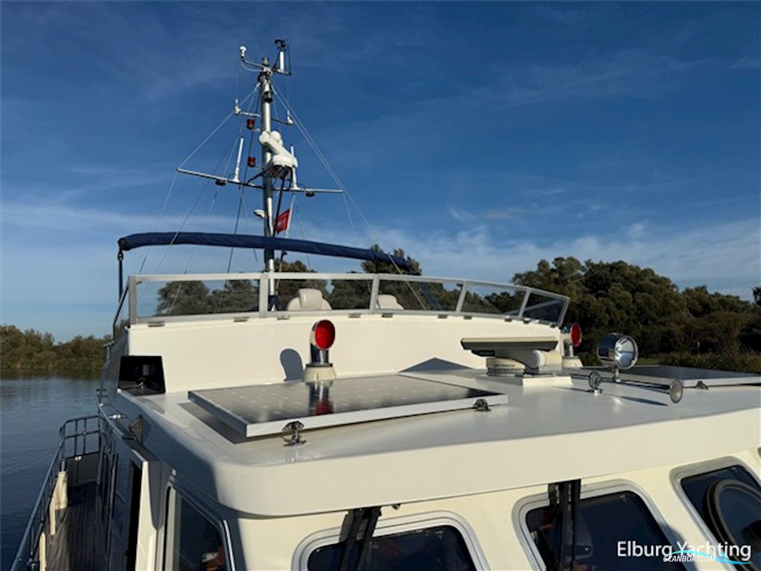 Altena 45 Blue Water Trawler - Stabilizers