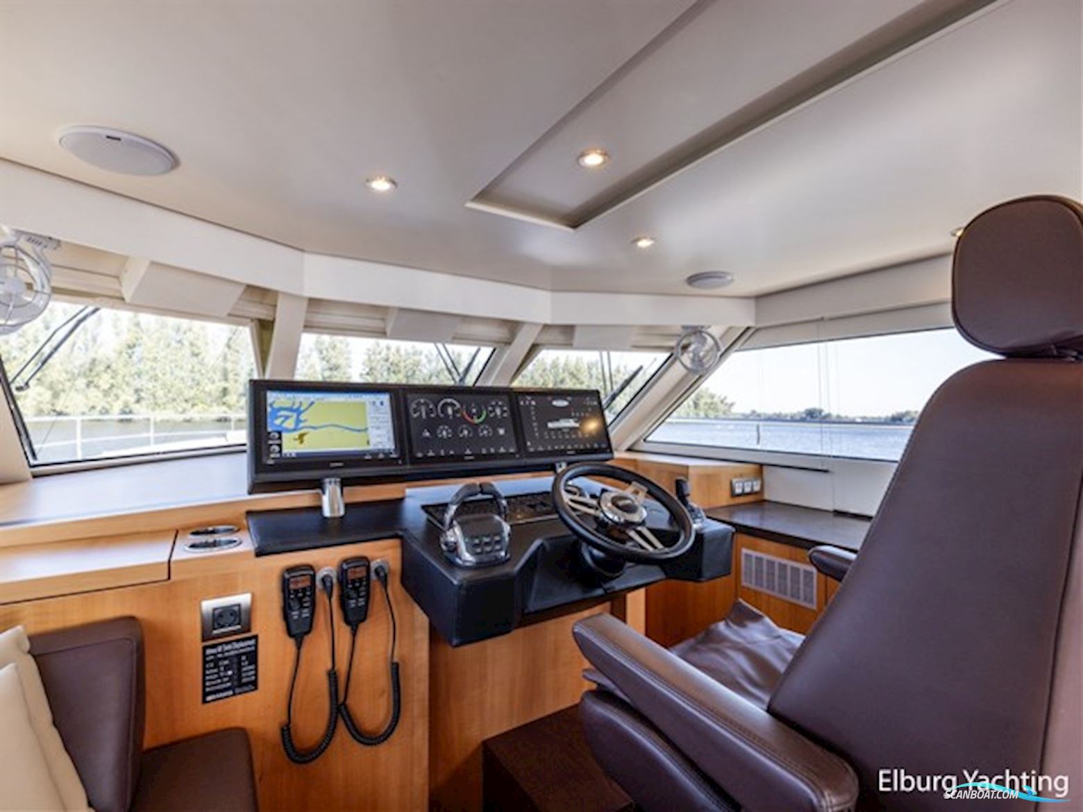 Altena 52 - Fast Going  - Aluminium