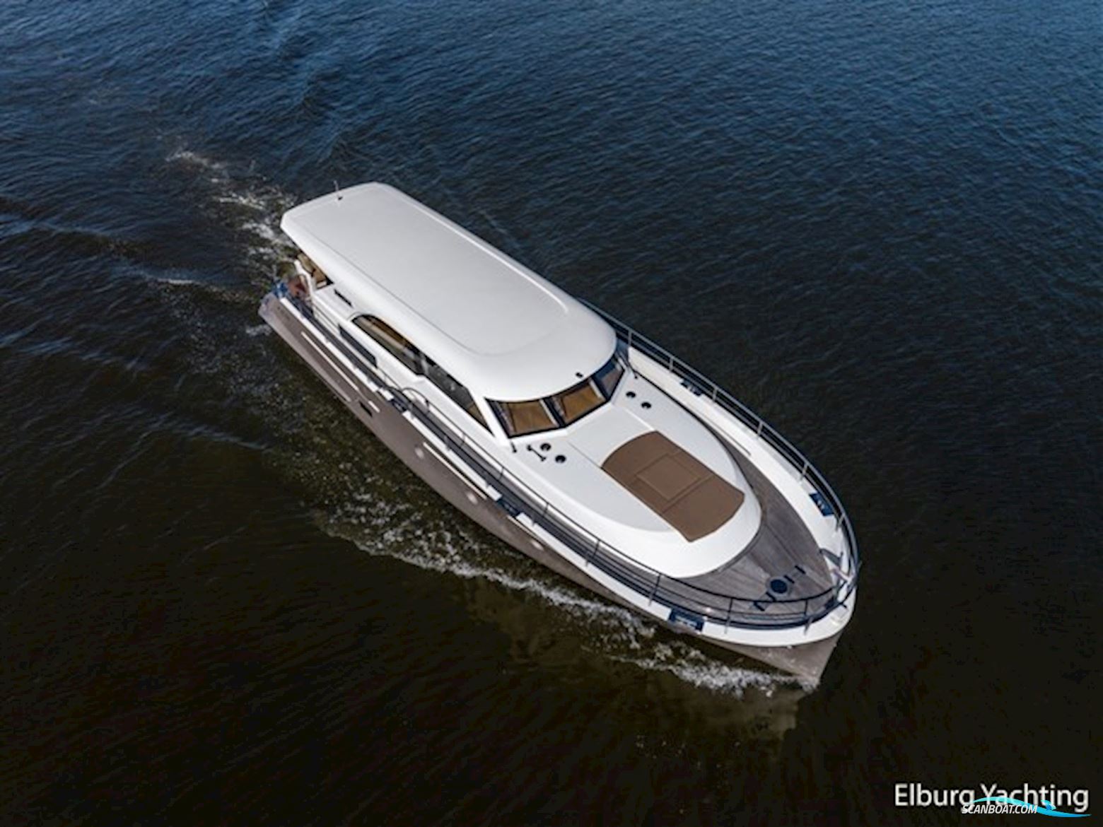 Altena 52 - Fast Going  - Aluminium