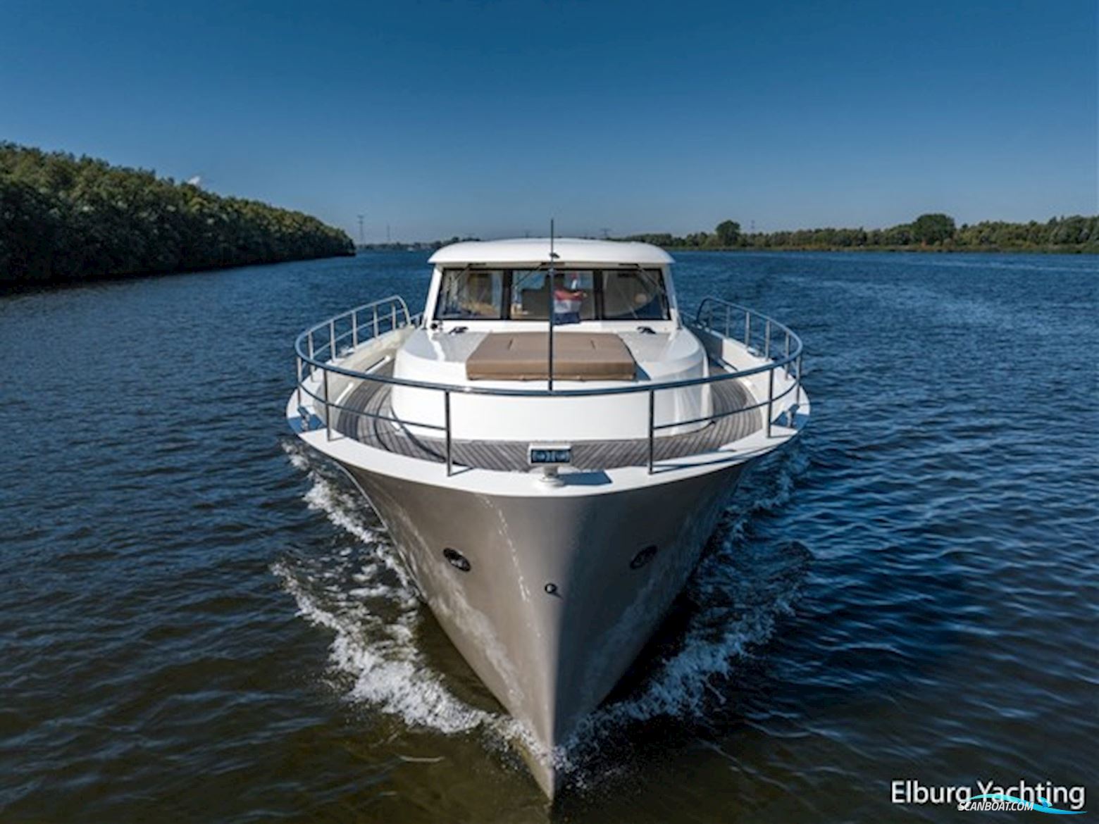 Altena 52 - Fast Going  - Aluminium