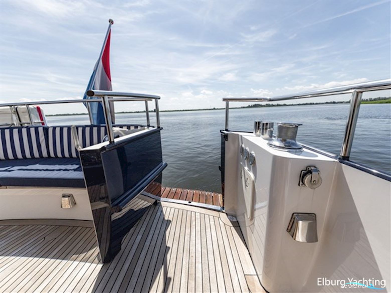 Altena 53 Custom Trawler - Stabilizers