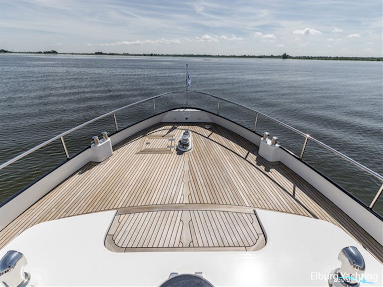 Altena 53 Custom Trawler - Stabilizers