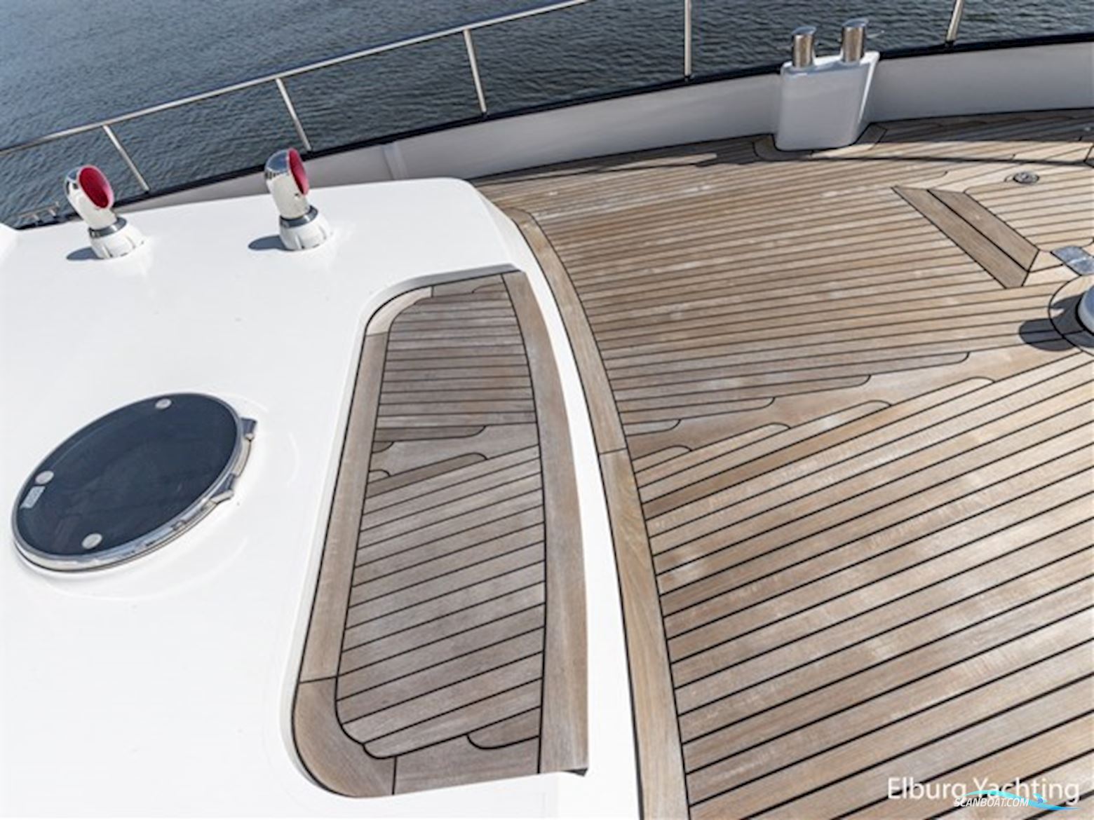 Altena 53 Custom Trawler - Stabilizers