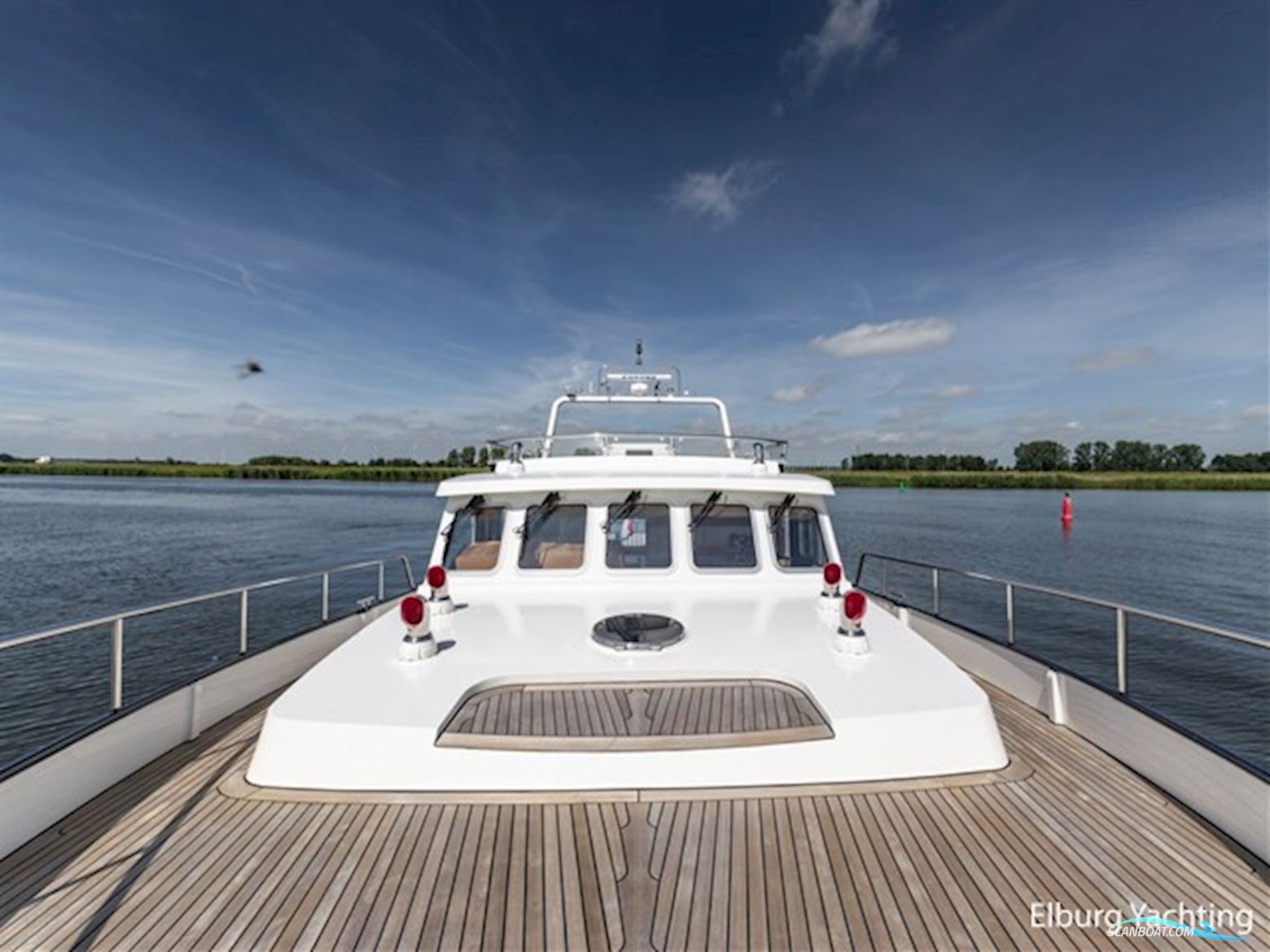 Altena 53 Custom Trawler - Stabilizers