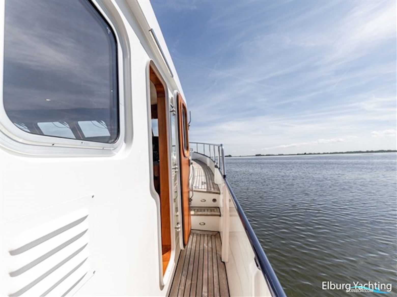Altena 53 Custom Trawler - Stabilizers