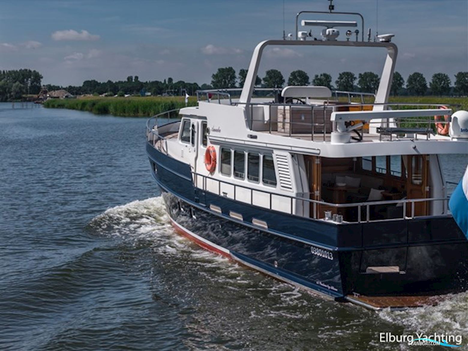 Altena 53 Custom Trawler - Stabilizers