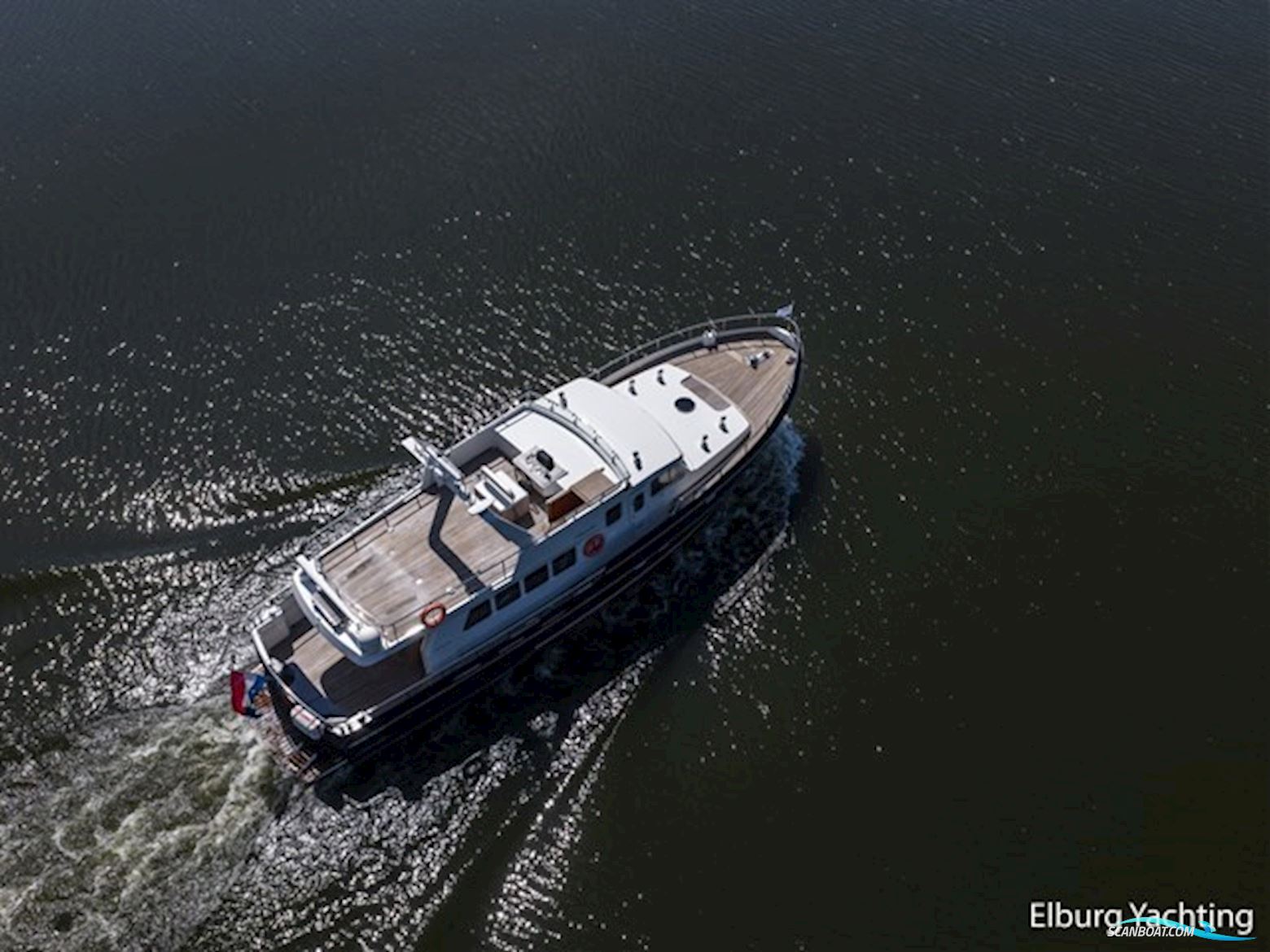 Altena 53 Custom Trawler - Stabilizers