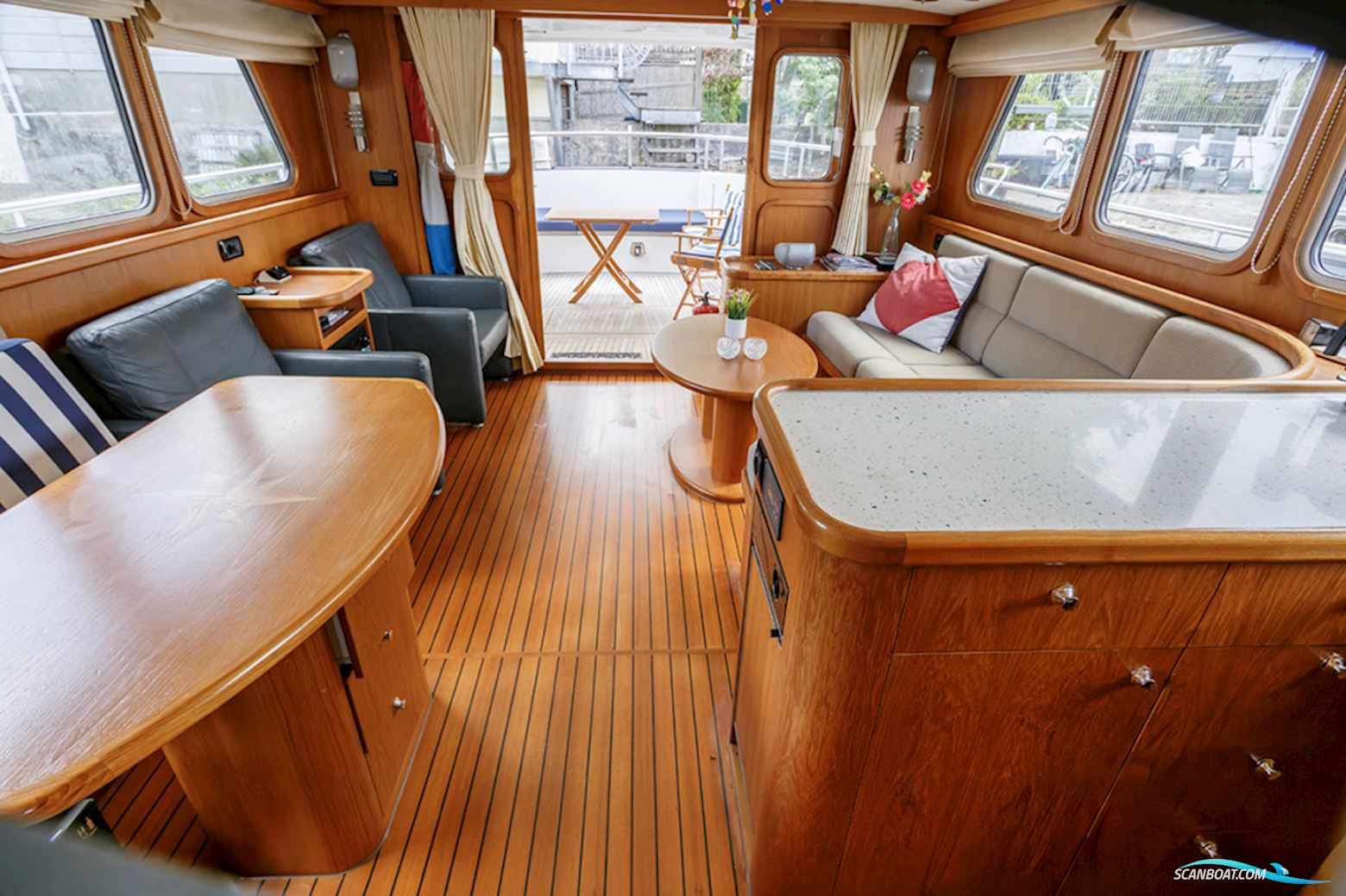 Altena 53 Custom Trawler