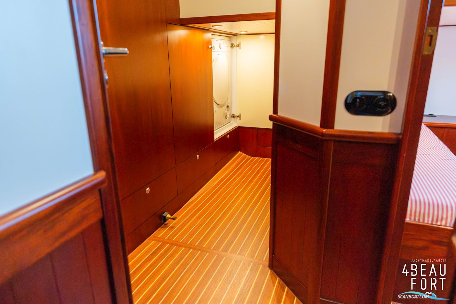 Altena 53 Custom Trawler