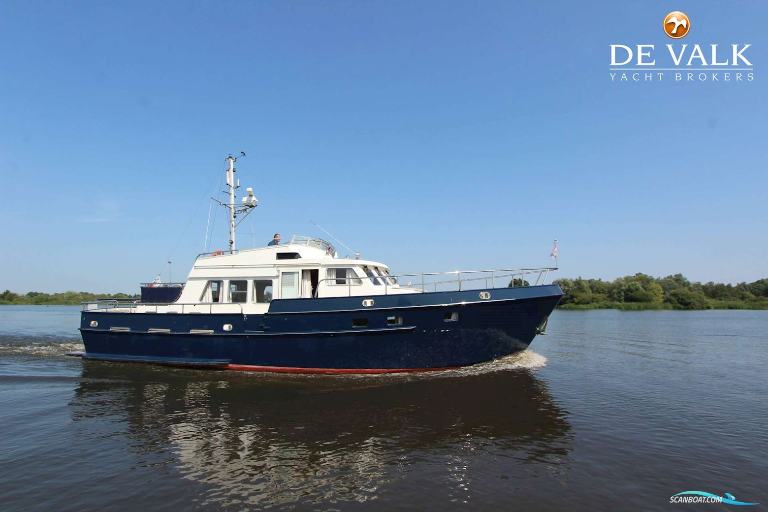 Altena Blue Water Trawler 48