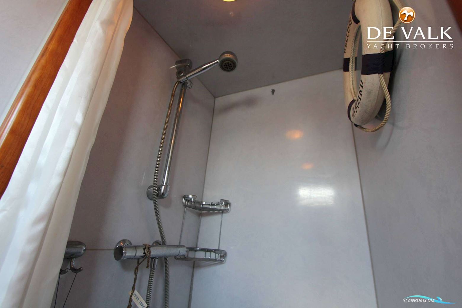 Altena Blue Water Trawler 48