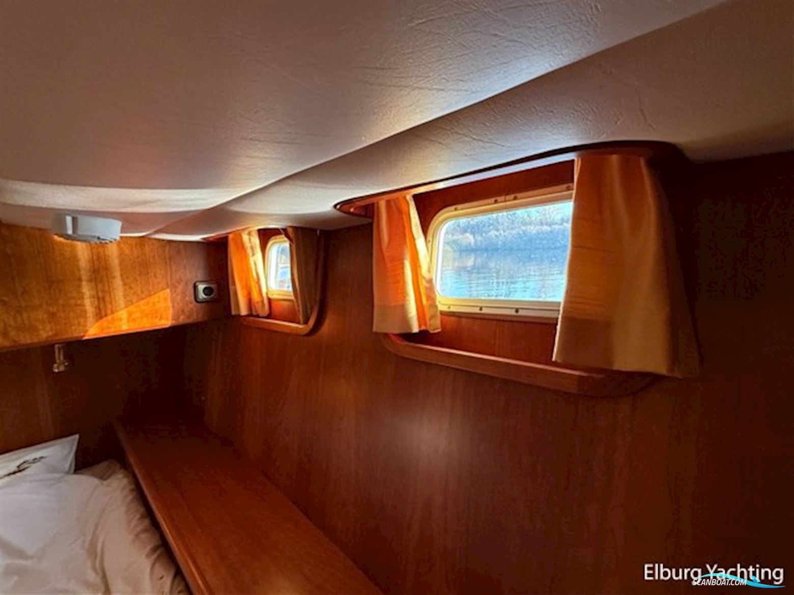 Altena Trawler 50 - France Proof - Stabilizers