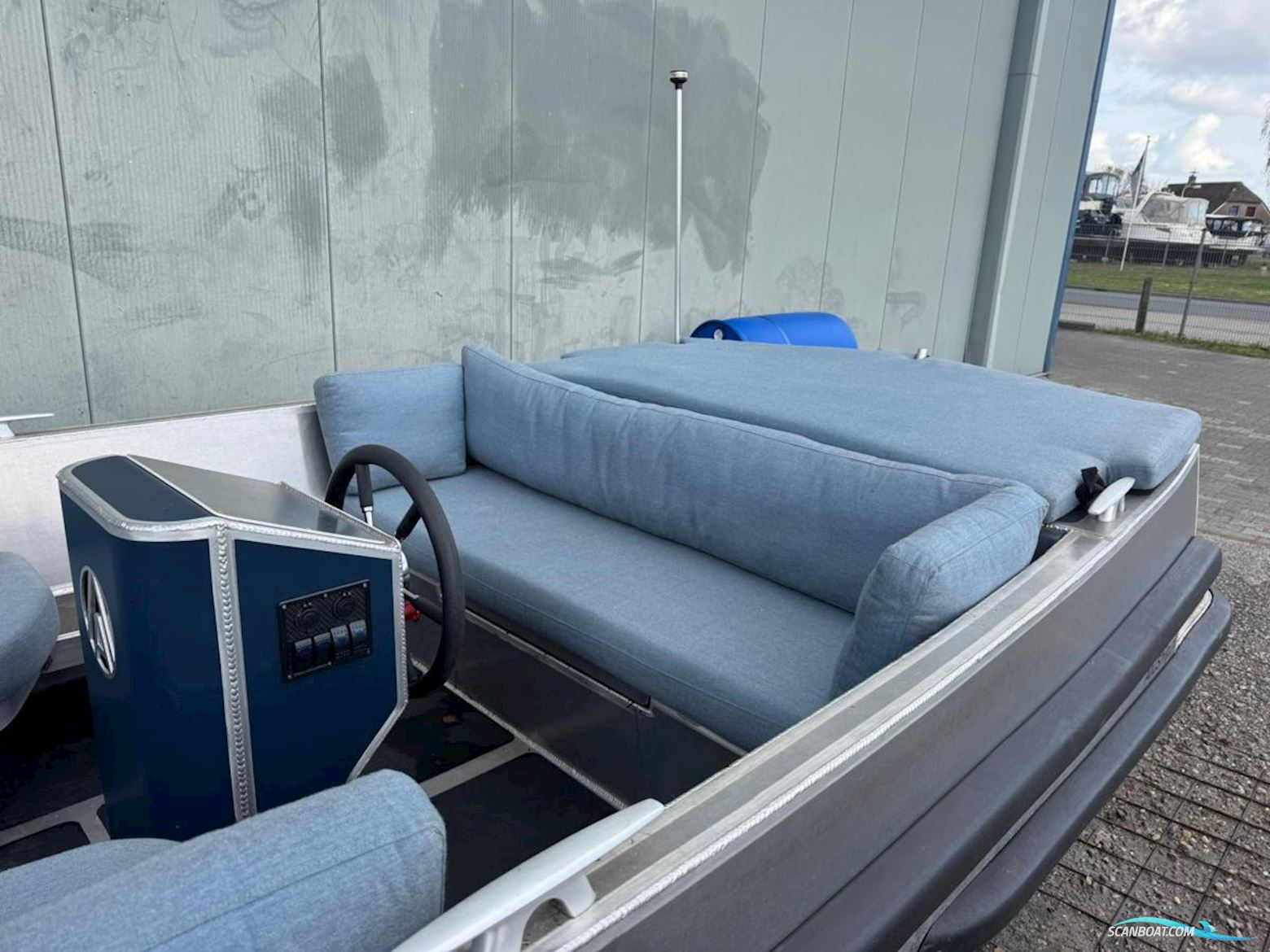 Aluship 550 Tender