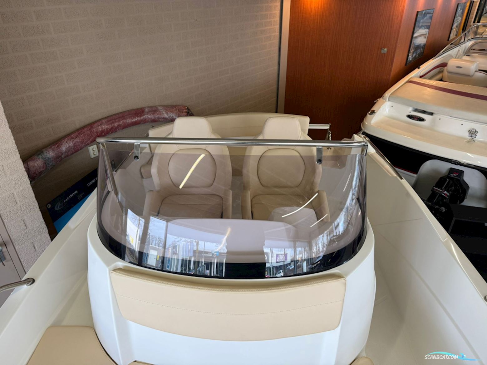 AM Yacht 520 Open